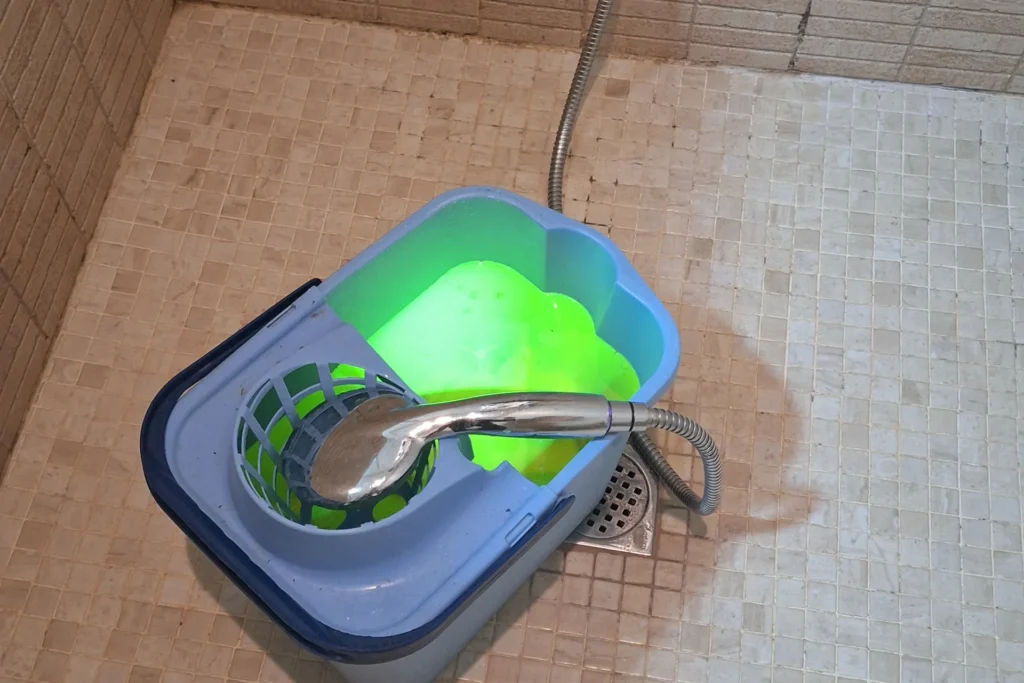 Vertido de contraste trazador de fugas UV